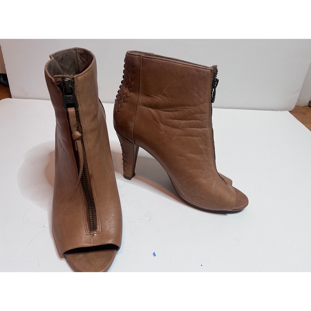 Elliot Lucca Tan Leather Front Zip Peep Toe Boot Woven Heel Detail Womens Size 8